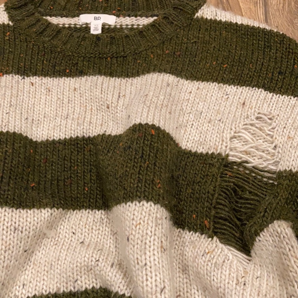 striped sweater - Picture 2 of 3
